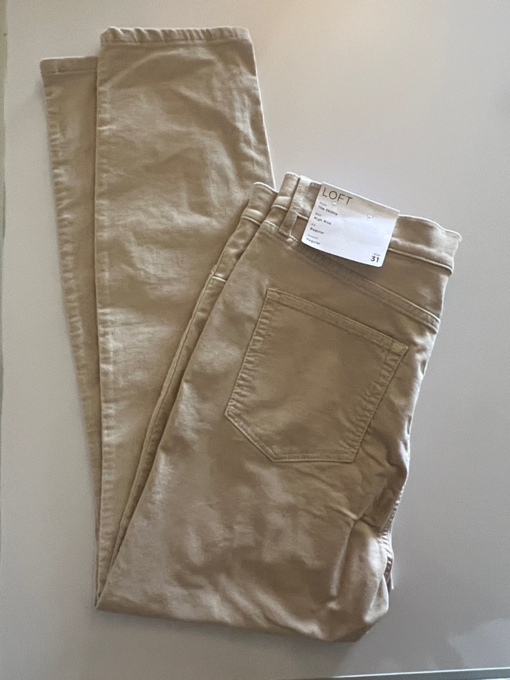 NWT LOFT Women’s Corduroy Straight-Leg Pants Size: 31/12